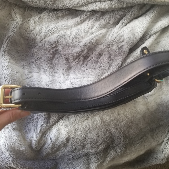 Black Gucci Horseshoe Leather Purse - Picture 4 of 15